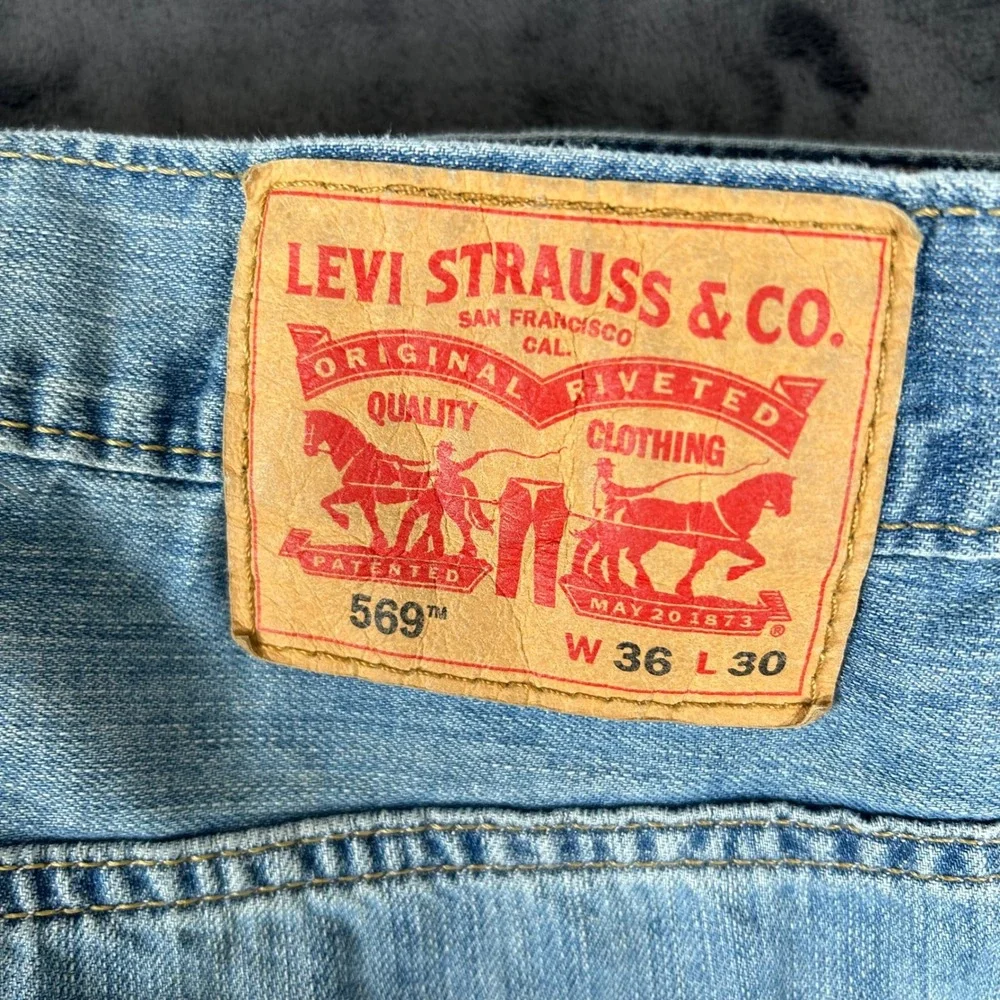 Levi's 569 Loose Straight Jeans Mens 36x30 Light Blue Denim 00569-0094